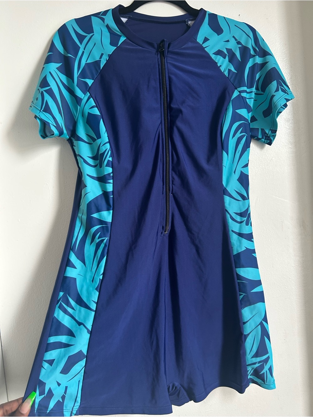 SHEIN Navy and Aqua Short Sleeve One-Piece Swimsuit